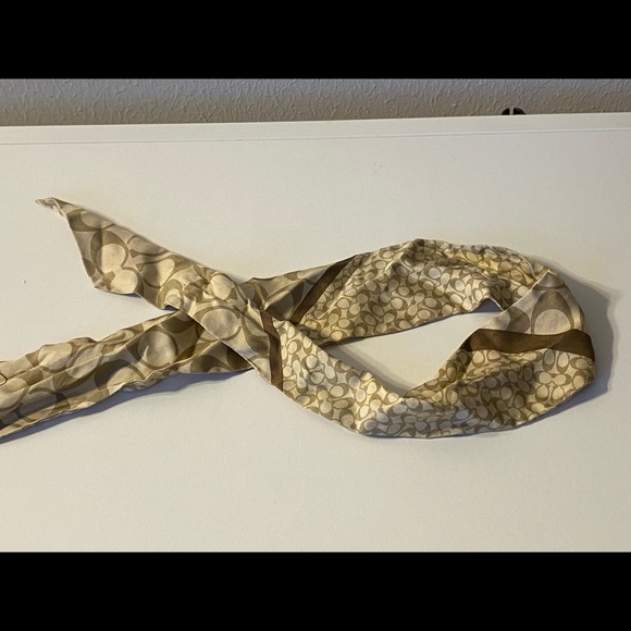 Coache scarf for purse or hair - Picture 3 of 3